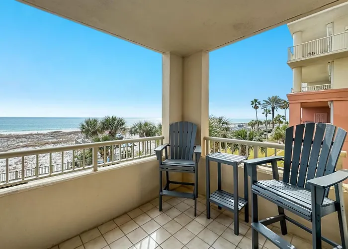 Club C-310 New-beachfront-views-exquisite-sleeps 8 Full Service Resort- Apartment *
