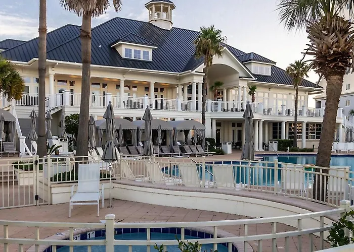 Club C-310 New-beachfront-views-exquisite-sleeps 8 Full Service Resort- Apartment *